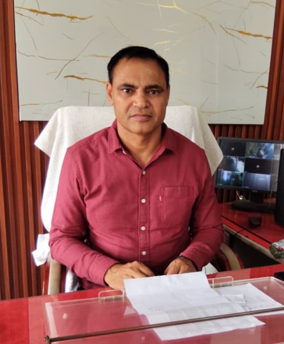 Sh Dinesh Singh Chauhan